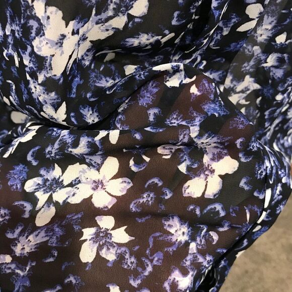 NWT Banana Republic floral blouse - Picture 3 of 10